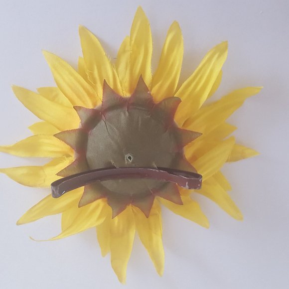 Flower Hair Accessories - Picture 3 of 11